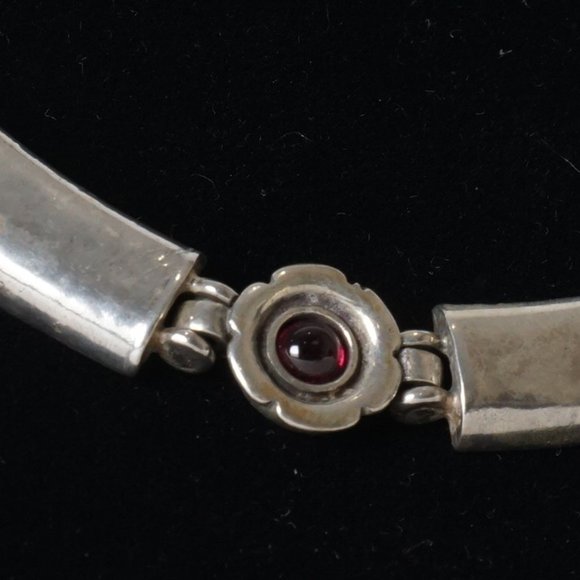 Shablool Designer Silver Necklace with Garnets - Picture 2 of 8